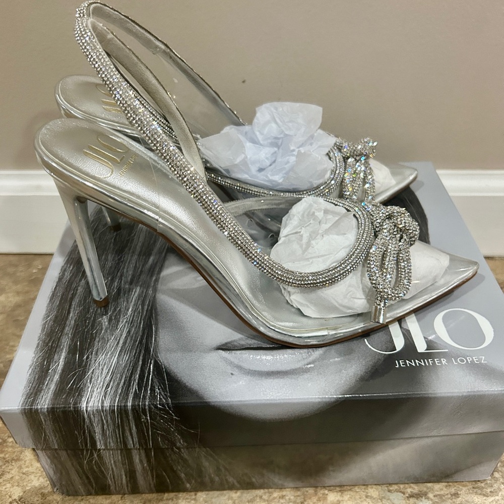 Jlo Felina Lucite Bow Sling Heels Silver Sz 8M Rhinestone Womens Stiletto Clear